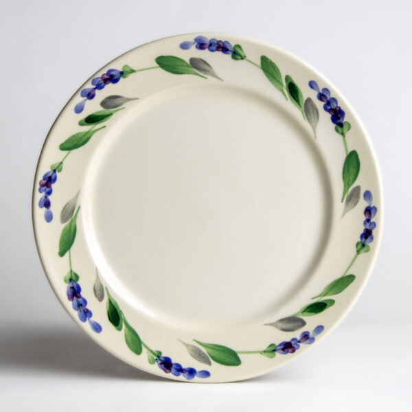 Classic Dinner Plates — Lavender