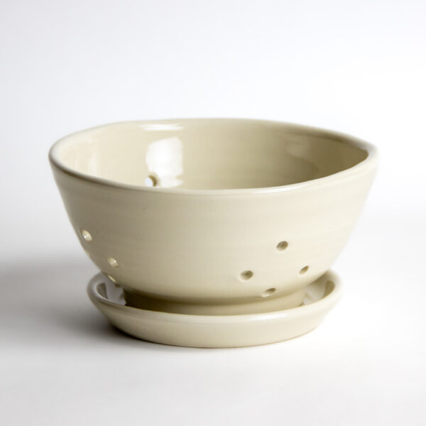 Berry Colanders — Pearl