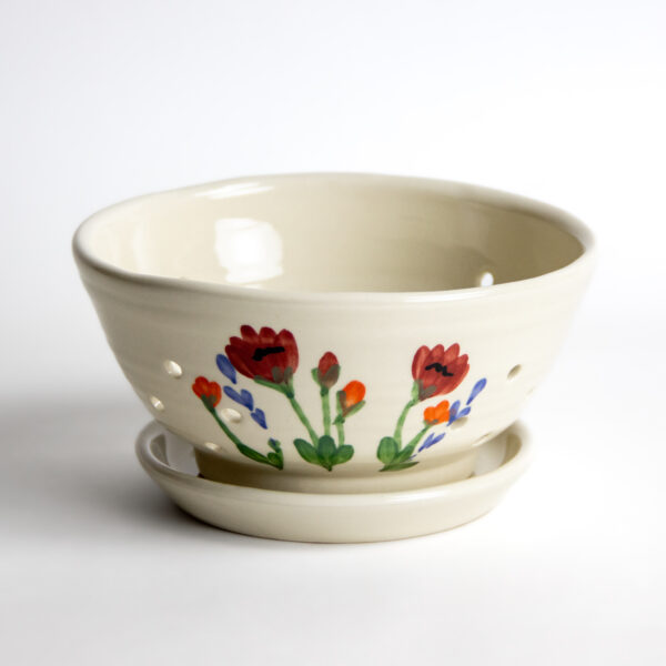 Berry Colanders — Red Poppy