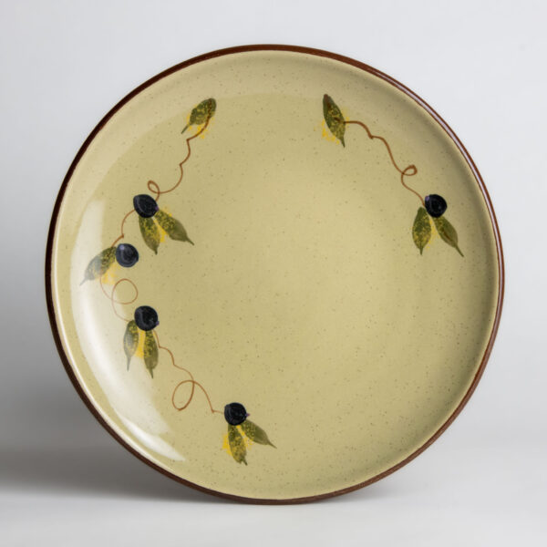 Coupe Dinner Plates — Tuscan Olive